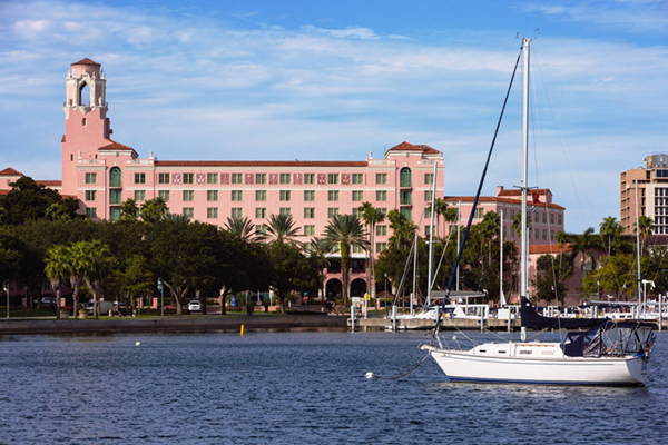 The Vinoy® Renaissance St. Petersburg Resort & Golf Club is an exquisite, 4-star Mediterranean-style luxury hotel located on the Tampa Bay waterfront. The Vinoy® Renaissance St. Petersburg Resort & Golf Club.